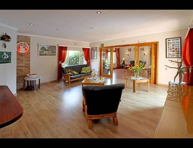 3 BEDROOM HOUSE FOR SALE IN FARRARMERE